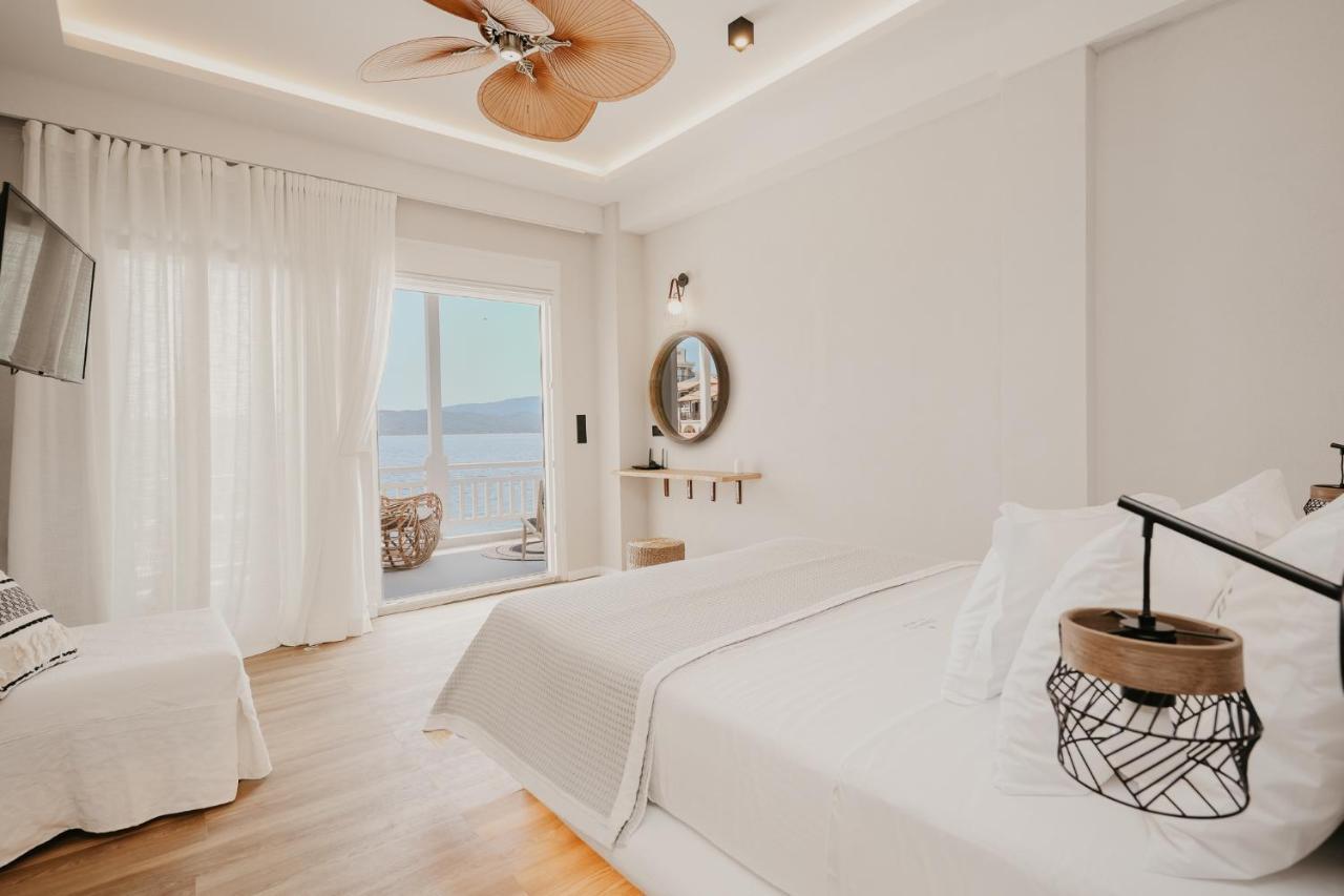 Trinity Suites Ammouliani Hospitality ภายนอก รูปภาพ